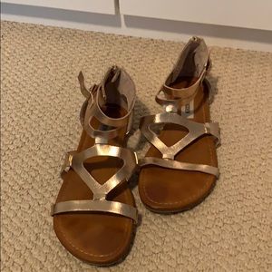 Kids sandals